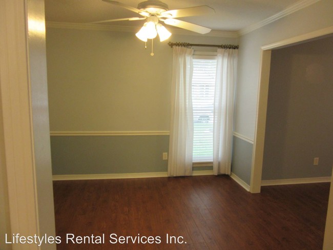Building Photo - 8365 Compass Rose Dr S