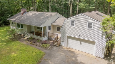 Building Photo - 28 Bradley Ln