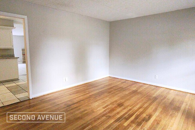 Foto del edificio - 7322 Parker Rd