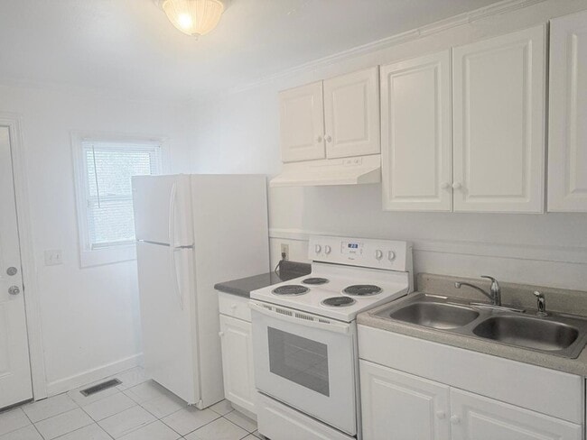 Photo - 1702 Gunter Street Unit A Apartment