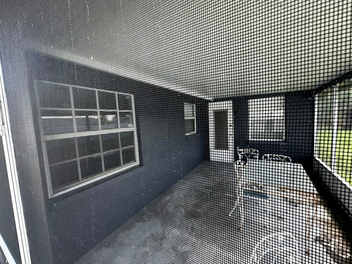 Building Photo - 5122 Perennial Dr