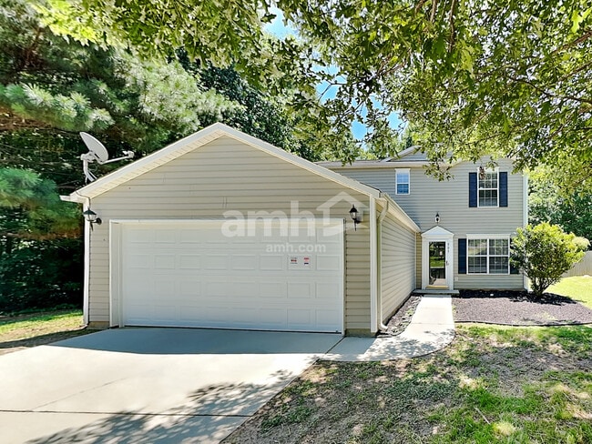 Building Photo - 505 Kingsman Ln