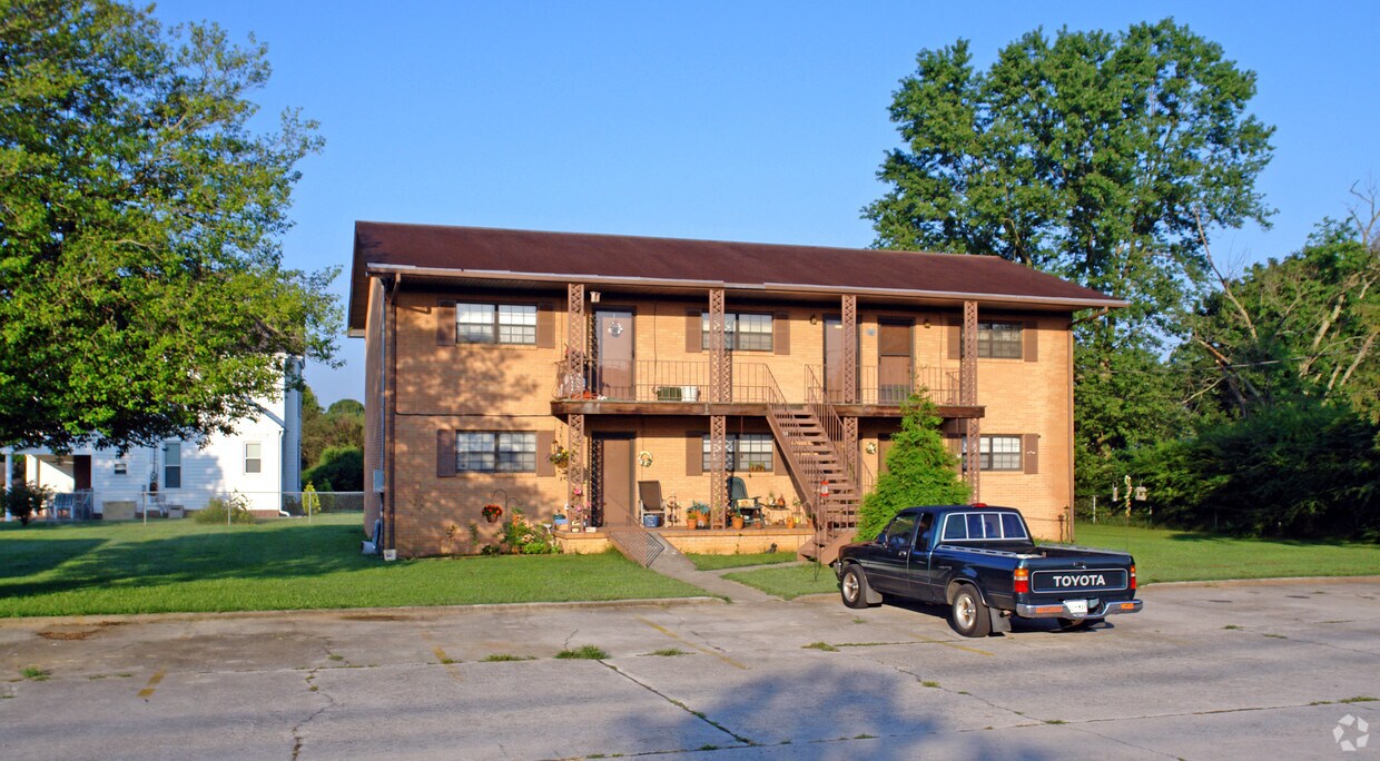 Primary Photo - 4809 Rowan Rd