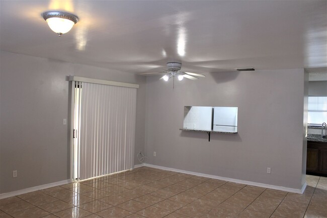 Foto del edificio - 2 Bedroom, 2.5 Bath Townhouse in Altamonte...