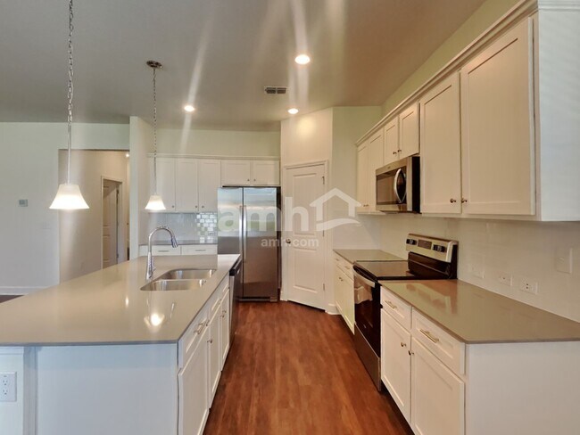 Building Photo - 33805 Widman Way