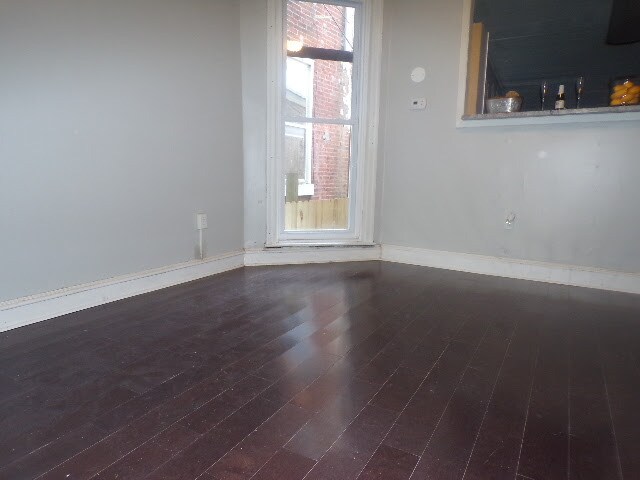 Building Photo - 1619 N 60th St