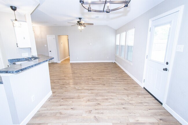 Building Photo - 24219 Wild Horses Ln