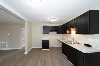 Building Photo - 8120 Sheroak Ct