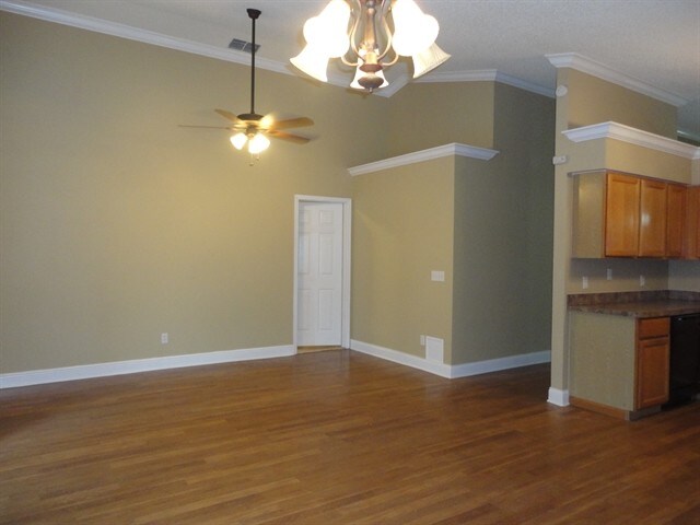 Building Photo - 989 Little Creek Road