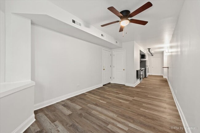 Foto del edificio - 5430 N Campbell Ave