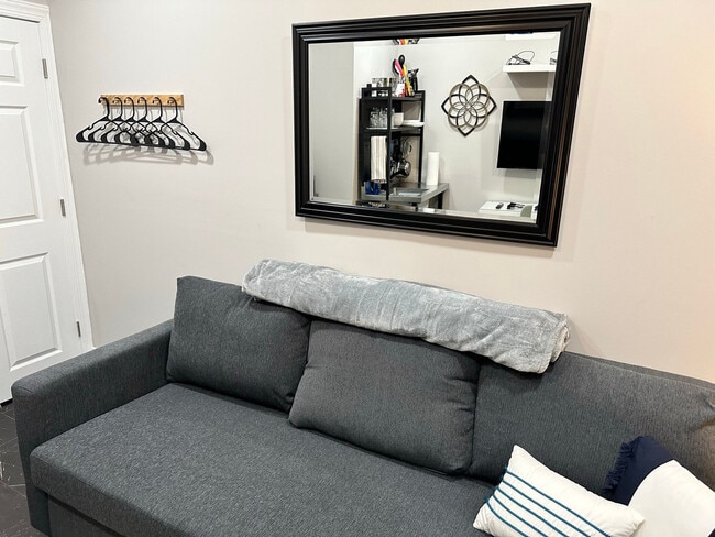 Building Photo - 717 Lancaster Ave