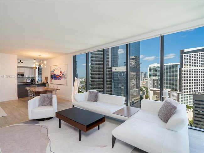 Building Photo - 1010 Brickell Avenue Apt #2801, Miami, FL ...