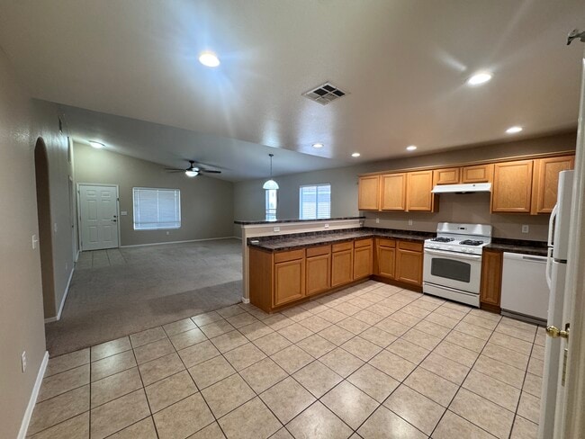 Building Photo - 1349 Mogollon Rd