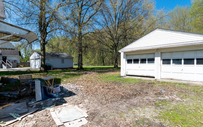 Building Photo - Newly Renovated Single-Family Home