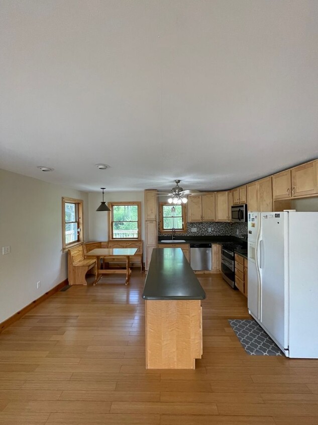 Primary Photo - 3 Bedroom Home in Halifax!