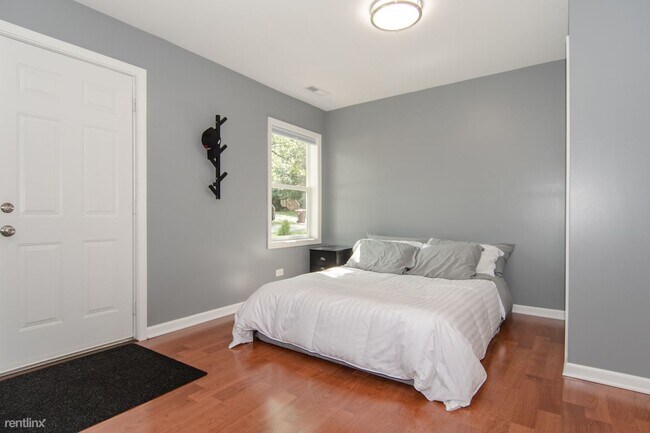 Foto del edificio - 1 br, 1 bath House - 127 Jessie St