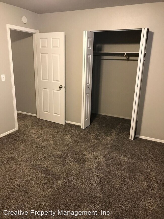 Foto del edificio - 1816 Main St S