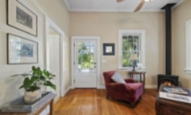 Foto del edificio - 197 Theall St