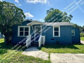 Building Photo - 902 Canal Dr