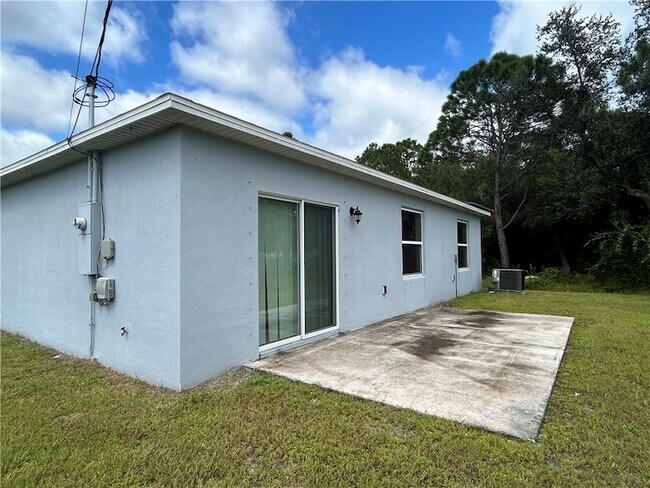 Foto del edificio - 8046 104th Ct