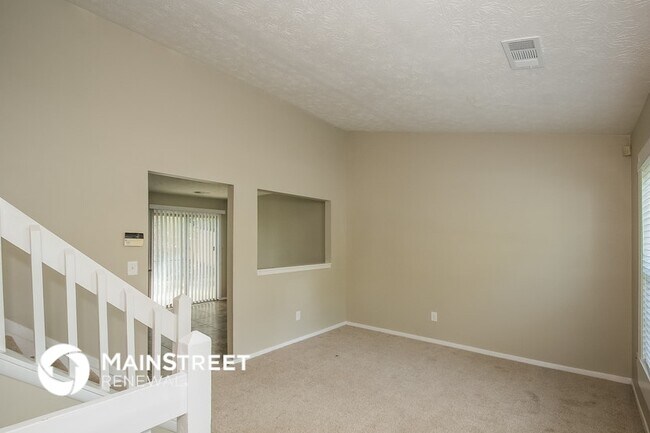 Foto del edificio - 1401 Mill Lake Cir