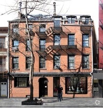 Building Photo - 396 Bleecker St