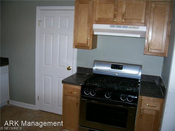 Foto del edificio - 3 br, 1.5 bath House - 3757 Grosvenor