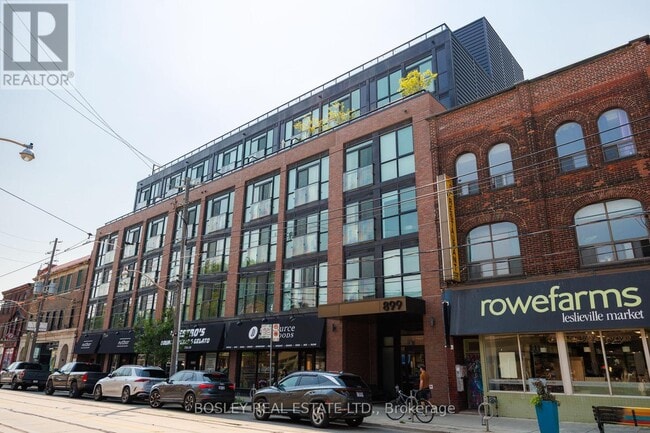 Building Photo - 899-899 Queen St E