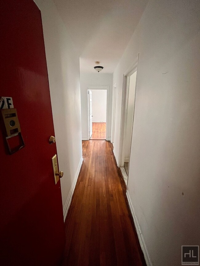 Hamilton Avenue, Yonkers Room for Rent in Yonkers, NY
