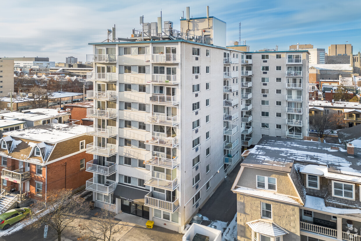 Primary Photo - Chanteclair Apartments