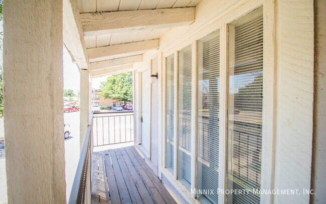 Building Photo - 1312 65th Dr.