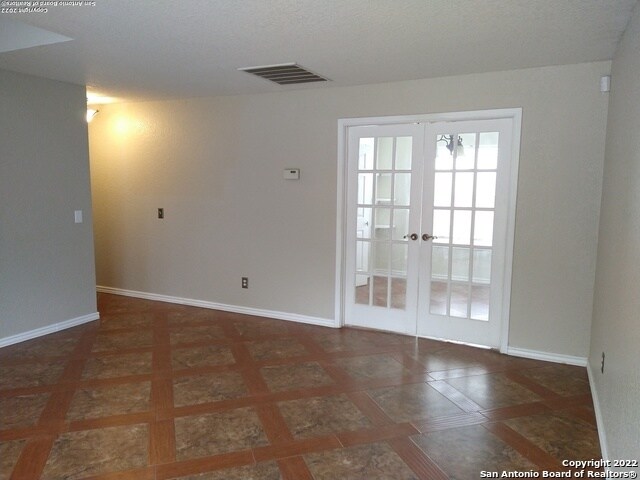 Building Photo - 10402 Mustang Ridge