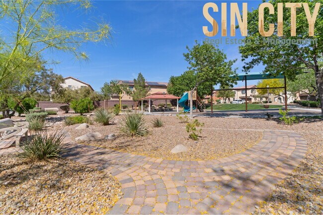 Building Photo - "Spacious 3-Bedroom Gem with 2.5 Baths in North Las Vegas – Your Perfect Retreat!"