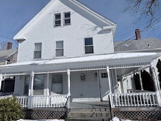 Foto del edificio - 445 Main St