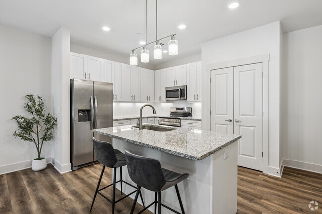 Interior Photo - Abri At West Iris