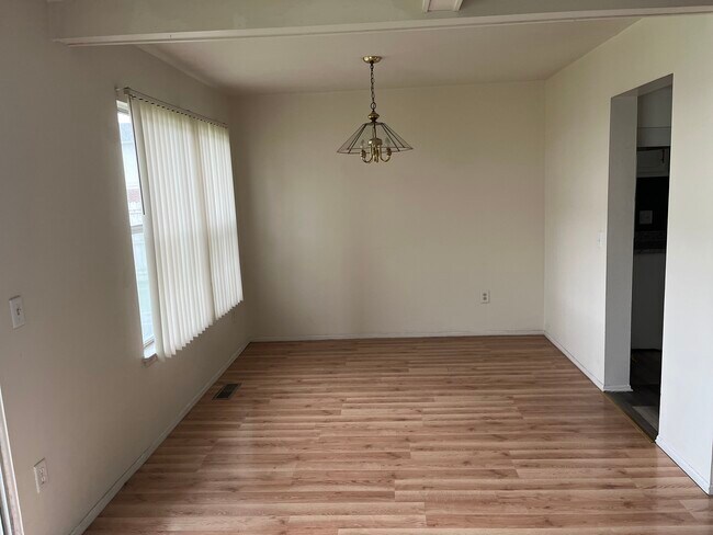 Foto del edificio - 21659 Hidden Rivers Dr N