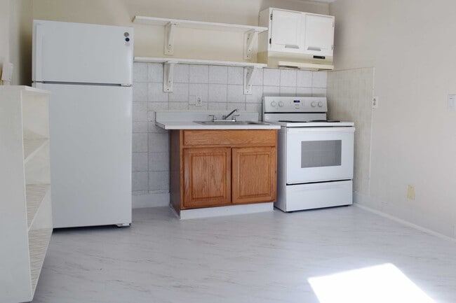 Building Photo - 43 John St