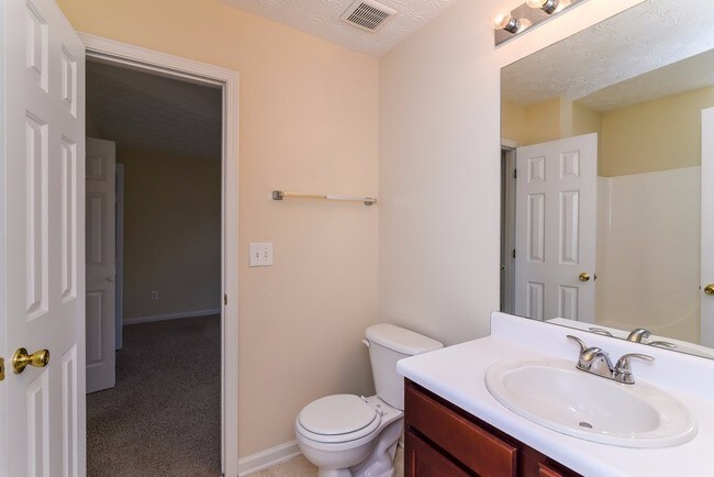 Building Photo - 2481 Meadow Pond Trl