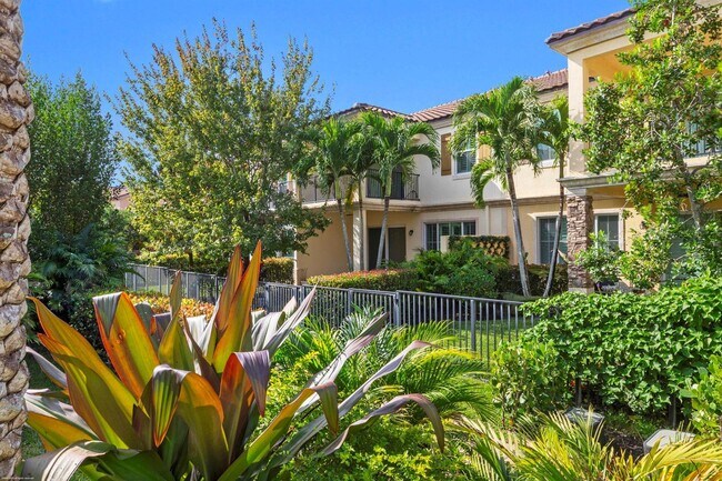 Foto del edificio - 170 Sword Fern Pl