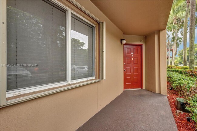 Foto del edificio - 12850 SW 4th Ct