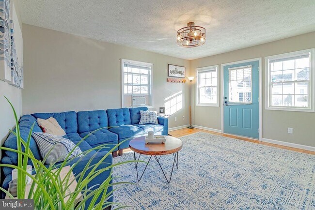 Building Photo - 45302 Bloch Ave