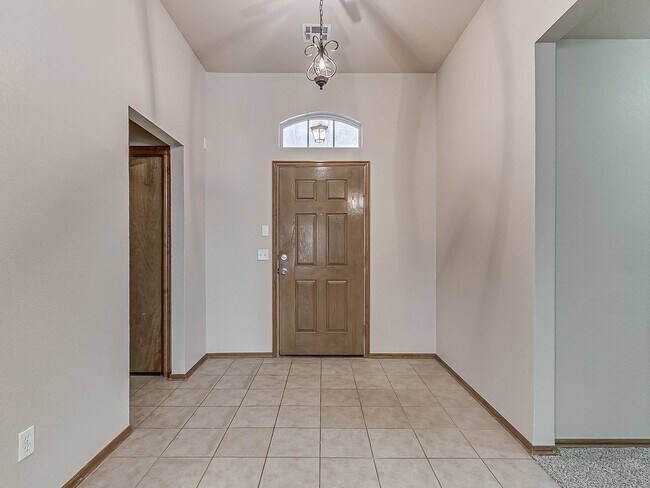Foto del edificio - 4 Bed | 2 Bath | 2 Car Garage - Edmond Schools - North Hampton Addition