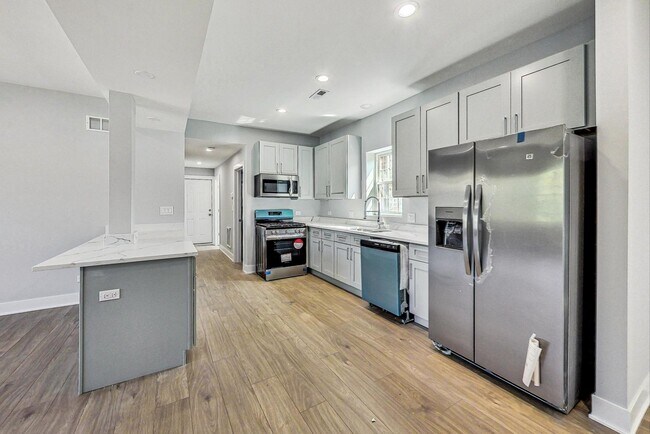 Foto del edificio - 4158 W Lake St