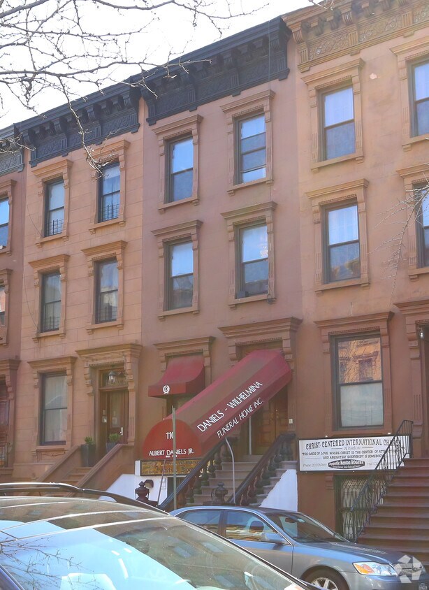 Primary Photo - 110 W 131st St