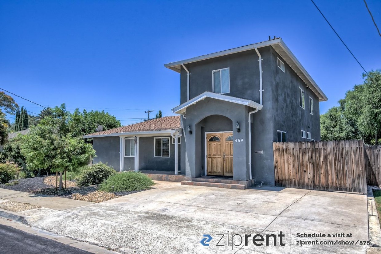 Foto principal - 469 Jensen St