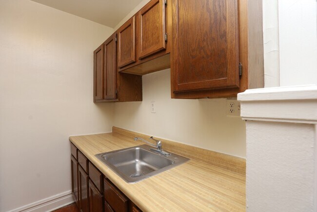 Foto del edificio - 73-373 Hazel Ave