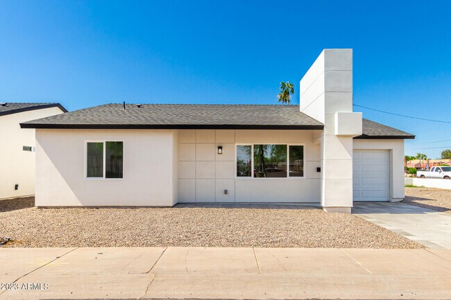 Building Photo - 1638 24TH St
