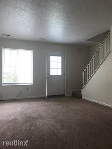 Foto del edificio - 2 br, 1 bath Townhome - 6903 River Rd