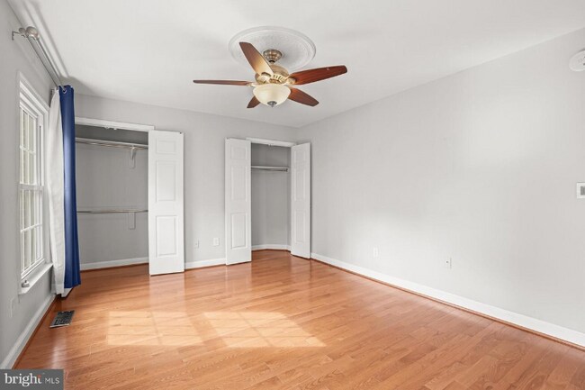 Foto del edificio - 4305 Massachusetts Ave NW