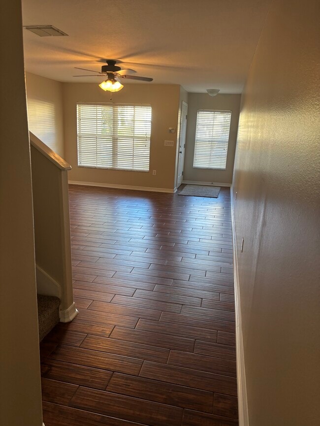 Building Photo - 5459 Quarry Rock Rd